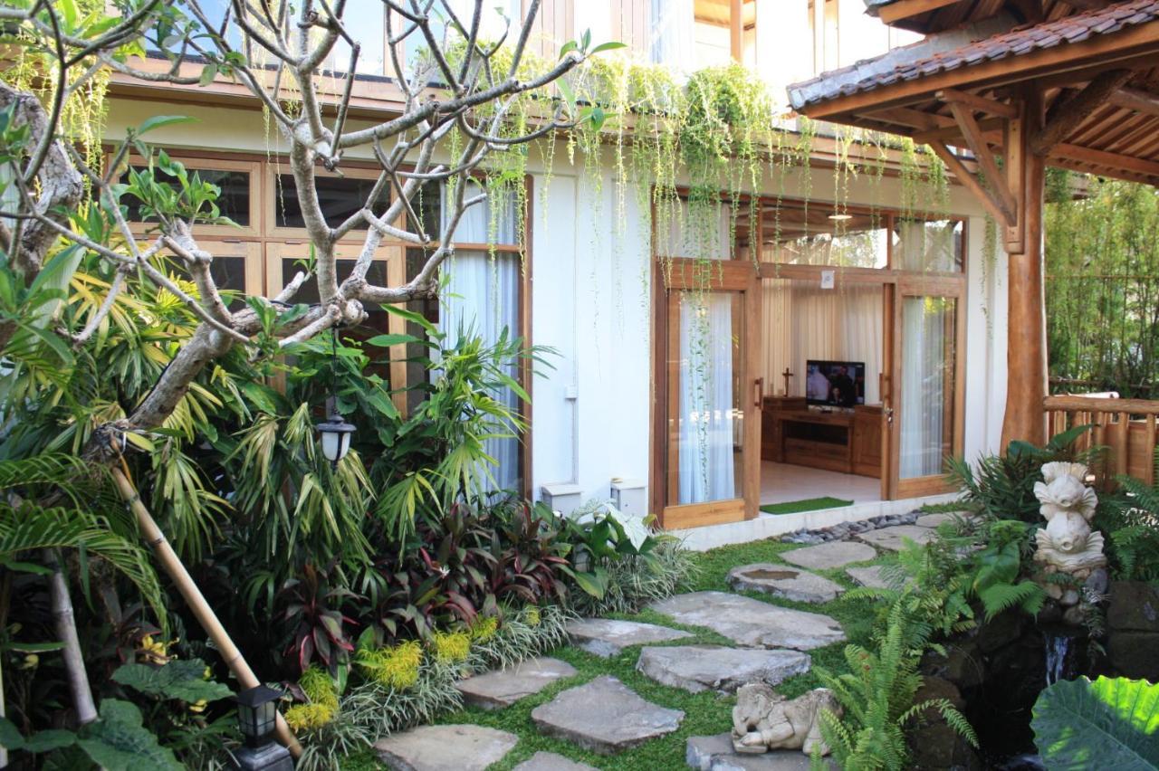 Graha Sandat Villas By Pramana Villas Ubud Exterior foto